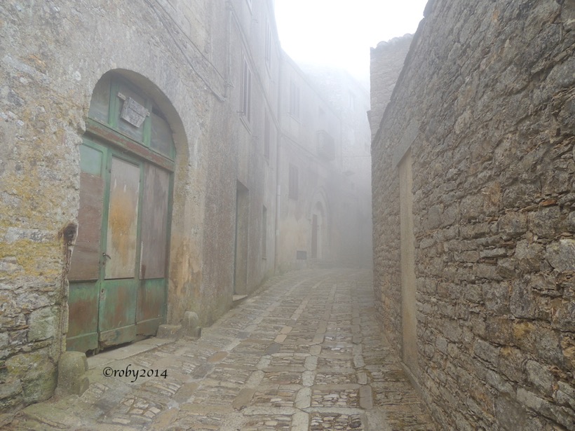 Erice con la nebbia6 copia